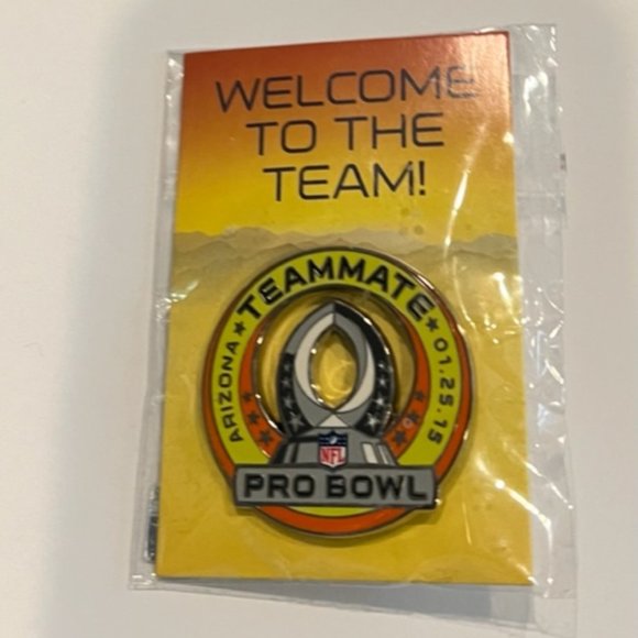 NFL, Pro Bowl Teammate Pin 1-25-15 - Picture 1 of 3